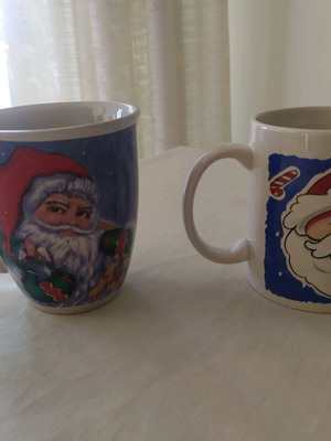 Christmas mugs used, set of 2 pieces