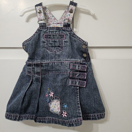 Baby clothing set, pack of 3 dresses and 1 skirt