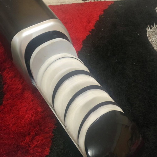 CD case used, capacity 100 CDs with damages