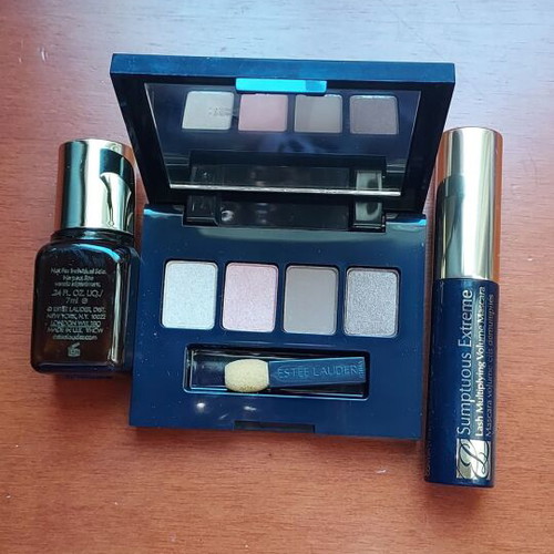Estée Lauder products new small size eyeshadow palette, mascara, serum