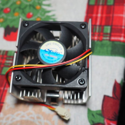 Pentium III with cooler used, retro opportunity