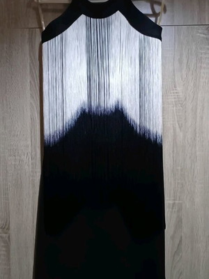 Women's elastic dress with two-tone fringes like new, size 36