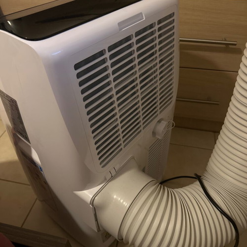Tesla Portable Air Conditioner like new with cooling, heating, Wi-Fi