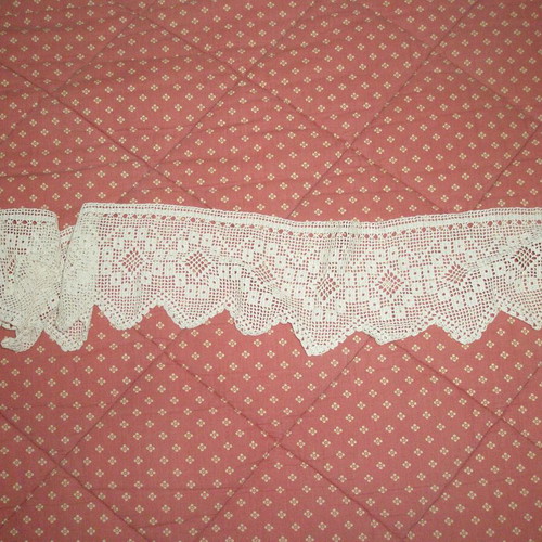 Lace new, beige ecru, dimensions 1.10x0.12-0.14 meter