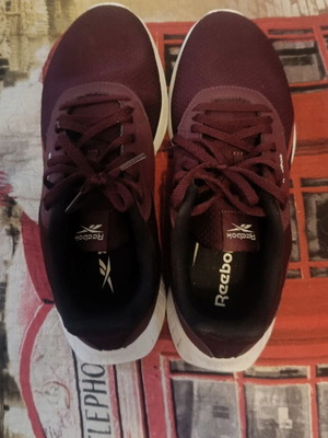 Reebok Athletic Shoes Bordeaux size 44.5 like new