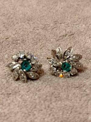 18K White Gold Earrings with Diamonds and Emeralds Like New