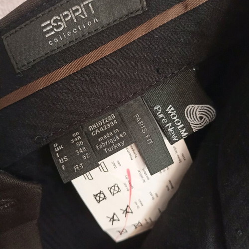 Костюм Esprit от вълна като ново, кафяв, размер 52