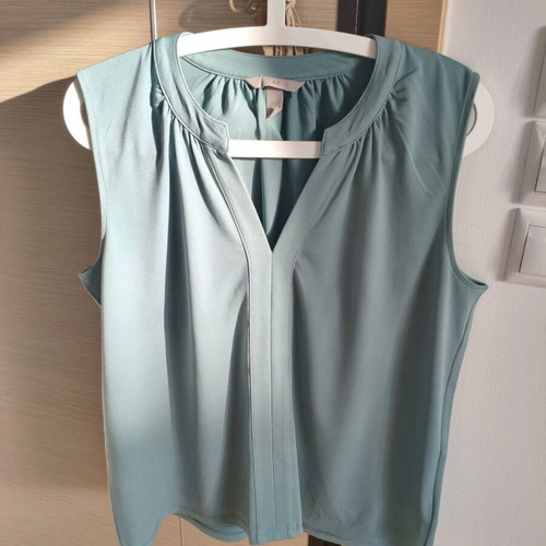 H&M medium shirt used