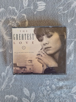 The Greatest Love IV double CD like new, pop collection