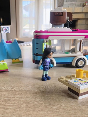 Lego Friends 41319 Hot Chocolate Van used, complete set
