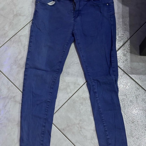 Pants used in various designs, sizes 38-42, black and blue