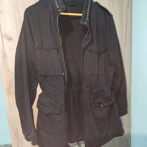Jean jacket black Large used with pockets and zipper