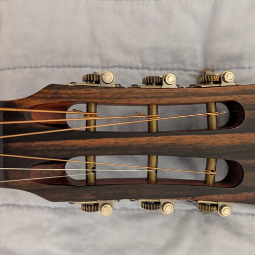 Bromo BAR6 Parlor acoustic guitar like new with LR Baggs Anthem