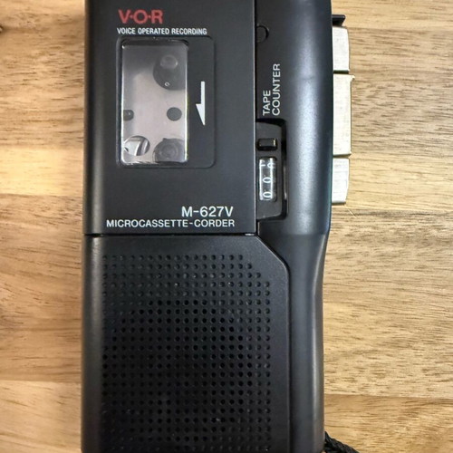 Sony Pressman M-627V MicroCassette Voice Recorder like new