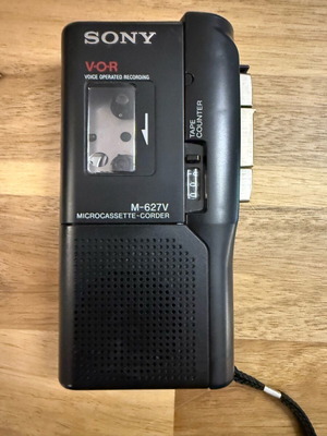 Sony Pressman M-627V MicroCassette Voice Recorder like new