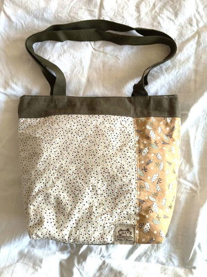 Handmade tote shoulder bag with appliqué umbrella new, beige multicolor