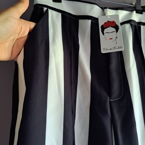 Frida Kahlo striped pants black and white new SheX