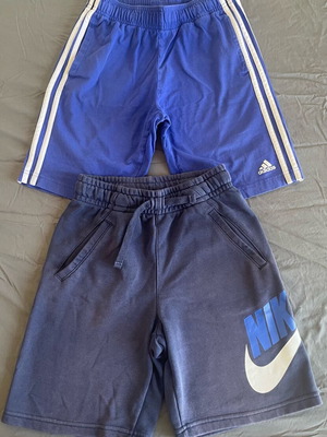 Παιδικές βερμούδες Nike και Adidas