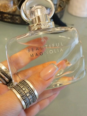 Beautiful Magnolia Estee Lauder άρωμα Eau de Parfum 50 ml ελαφρώς χρησιμοποιημένο