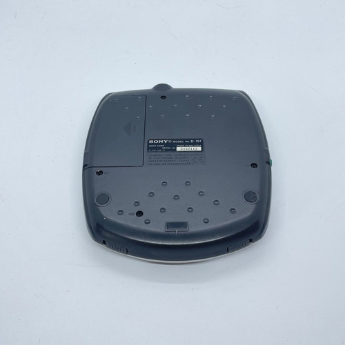 Sony Discman D-191 portable CD player used with Digital MEGA BASS