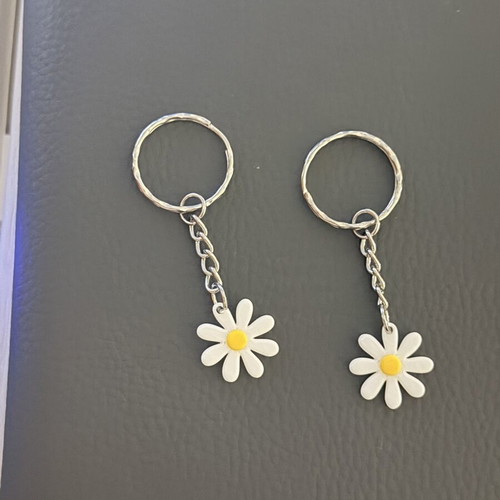 Flower keychain 3D printed, new