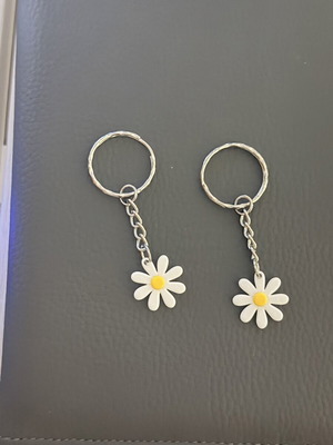Flower keychain 3D printed, new