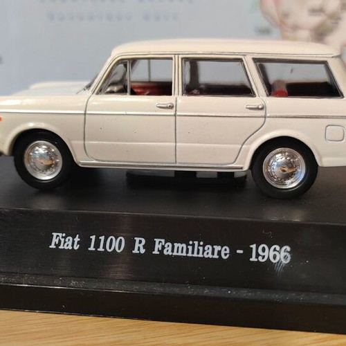 Fiat 1100R Familiare 1966 model car 1/43 scale