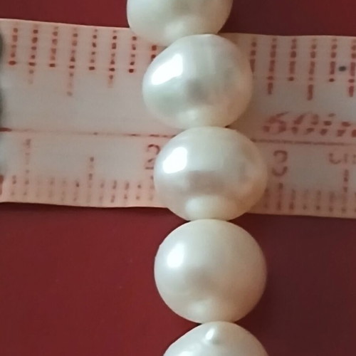 Necklace with natural pearls and metal clasp, 44 cm