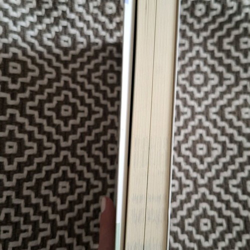 365 Days of Happiness book like new, psychology