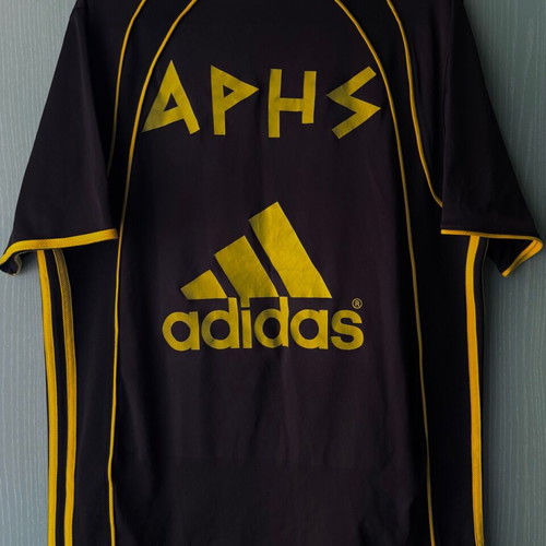 Aris basketball jersey medium like new, training style