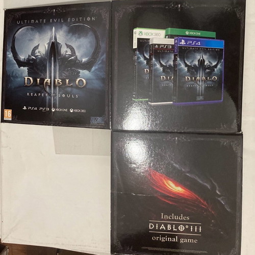 Diablo III Store Promo Display Cube like new