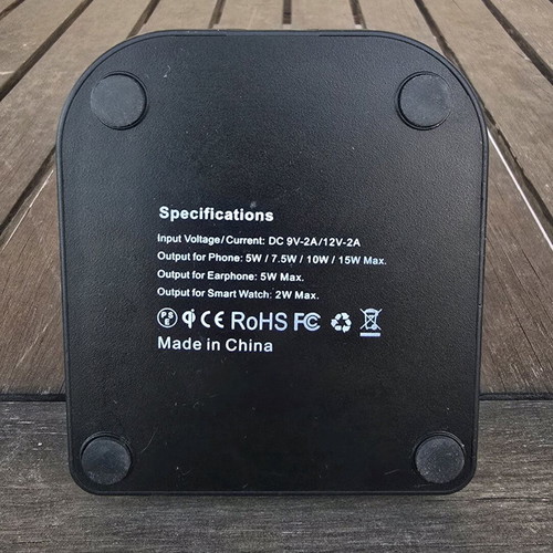 Fast wireless charger for iPhone, iWatch and AirPods like new
