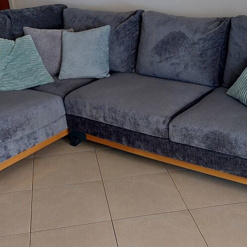 Sofa new, dimensions 310x230 cm