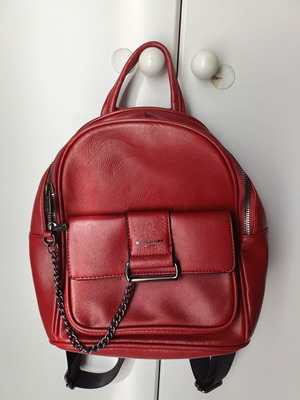 David Jones backpack red like new