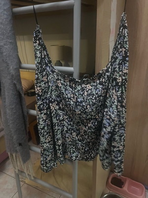 Blouses like new with open shoulders, size XL