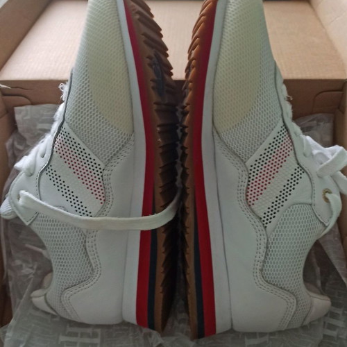 Tommy Hilfiger women's athletic shoes used, size 38, white