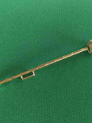 Barbie vintage queen accessory used