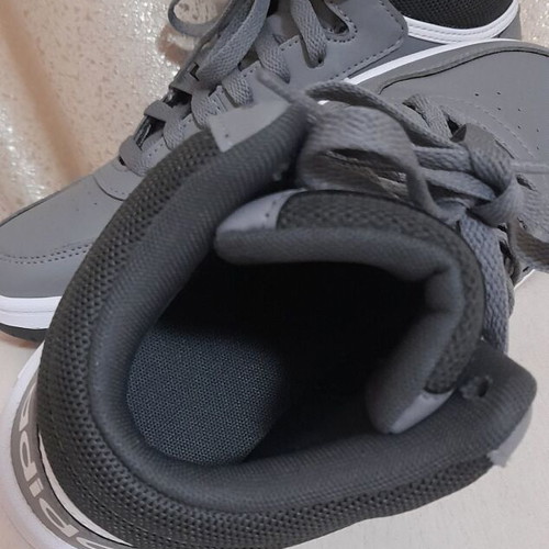 Adidas Hoops 3.0 Mid K athletic boots new, grey with white stripes