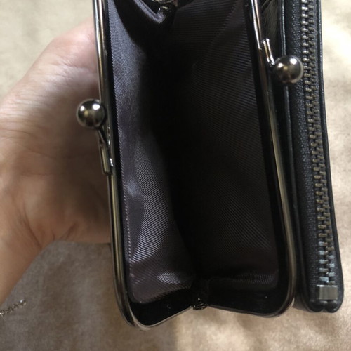 Rosebird women's black leather kiss-lock wallet, retro style