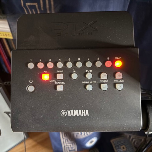 Yamaha DTX drums set