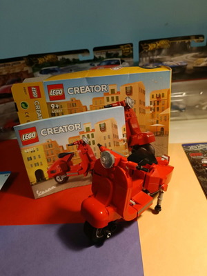 Lego Vespa 40517 Creator retired set like new