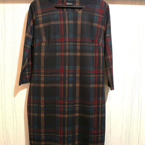 Make Up women's dress used, size large, multicolor