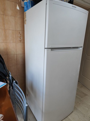 Ψυγείο-καταψύκτης Siemens μεταχειρισμένο No Frost, χωρητικότητα 425 λίτρα