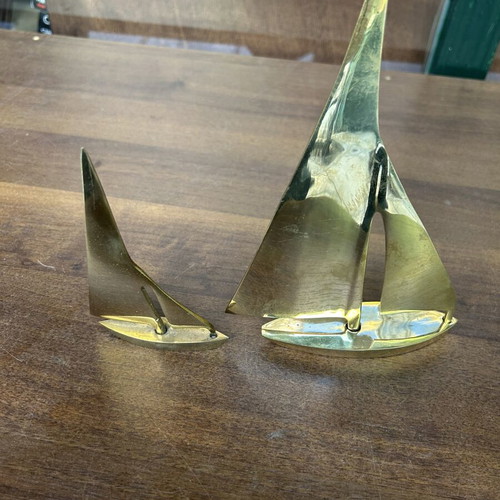 Brass sailboat set