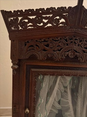 Antique icon stand