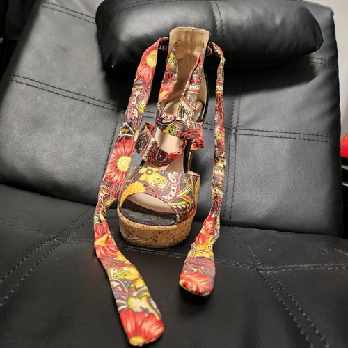 Floral platform shoes used, size 39, lace-up, multicolor
