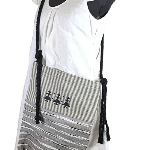 Knitted crossbody shoulder bag new, gray and white