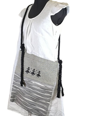 Knitted crossbody shoulder bag new, gray and white