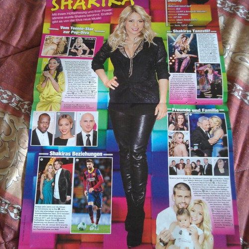 Shakira & Marteria poster like new, size 41.5x28