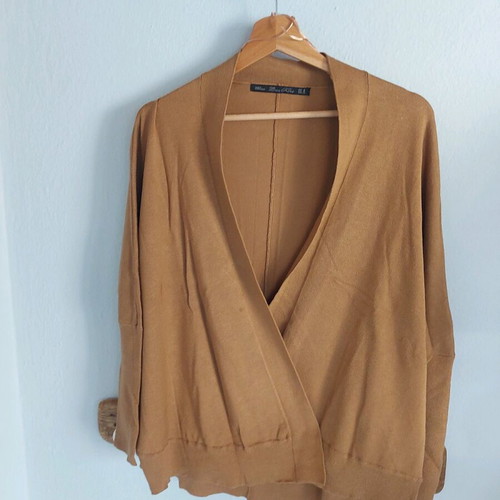 Zara women's cardigan camel new, size small with balloon sleeves